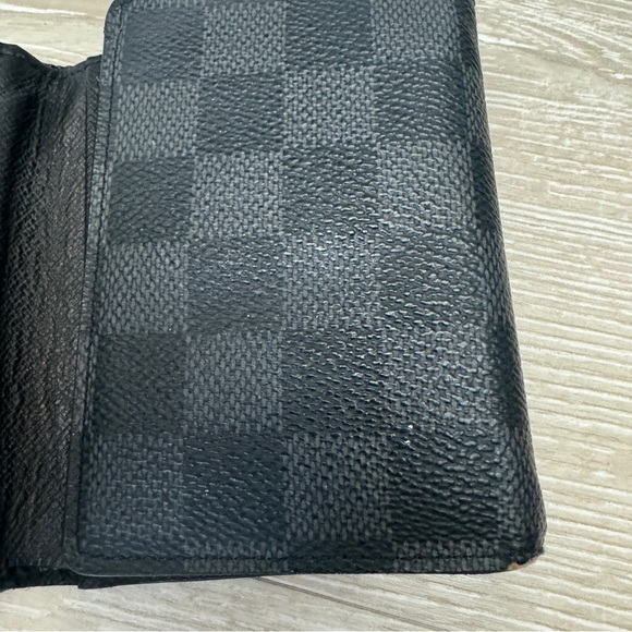 Louis Vuitton Trifold Damien Graphite Mens Wallet Black Grey N63096 - Picture 5 of 14